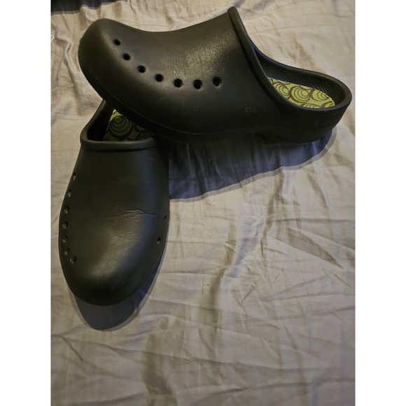 backless crocs